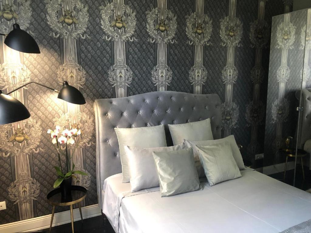 Lippi 42 Guest House Single Room'S In Villa With Garden Milan Exterior photo